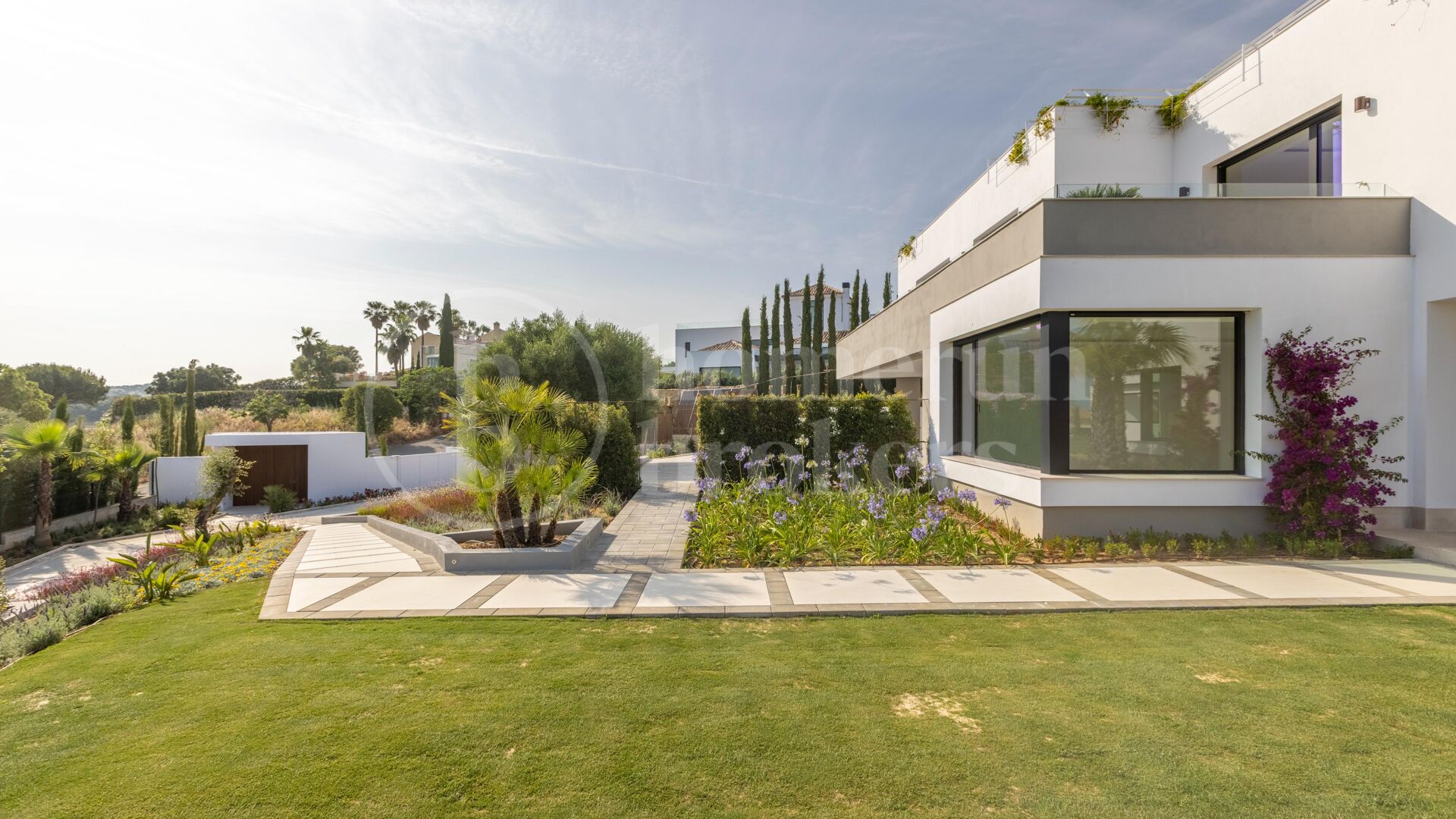Villa Kivir - Exceptional 8-Bedroom Luxury Villa for Sale in Sotogrande Alto