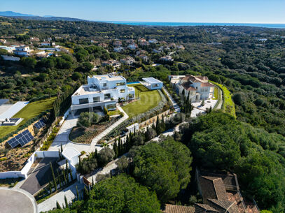 Villa Kivir - Exceptional 8-Bedroom Luxury Villa for Sale in Sotogrande Alto