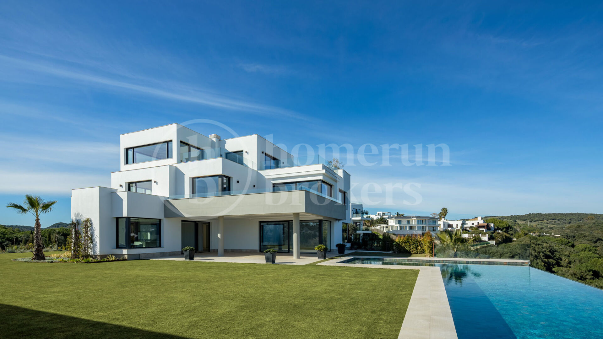 Villa Kivir - Exceptional 8-Bedroom Luxury Villa for Sale in Sotogrande Alto