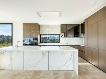 Villa Kivir – Exceptionell lyxvilla med 8 sovrum till salu i Sotogrande Alto