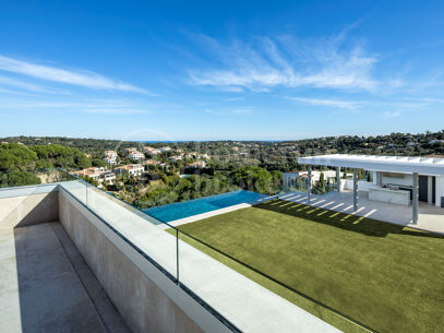 Villa Kivir - Exceptional 8-Bedroom Luxury Villa for Sale in Sotogrande Alto