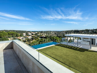 Villa Kivir – Exceptionell lyxvilla med 8 sovrum till salu i Sotogrande Alto