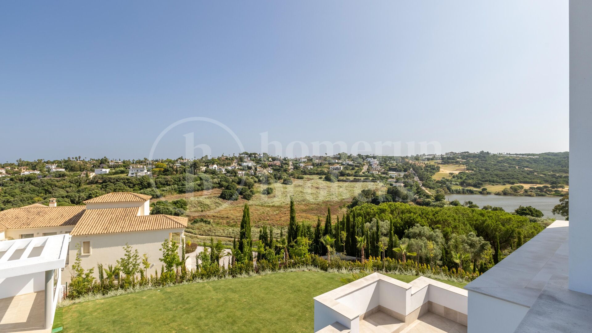 Villa Kivir - Exceptional 8-Bedroom Luxury Villa for Sale in Sotogrande Alto