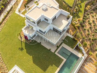 Villa Kivir – Exceptionell lyxvilla med 8 sovrum till salu i Sotogrande Alto