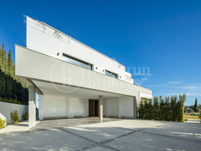 Villa Kivir – Exceptionell lyxvilla med 8 sovrum till salu i Sotogrande Alto