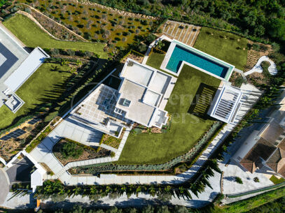 Villa Kivir - Exceptional 8-Bedroom Luxury Villa for Sale in Sotogrande Alto