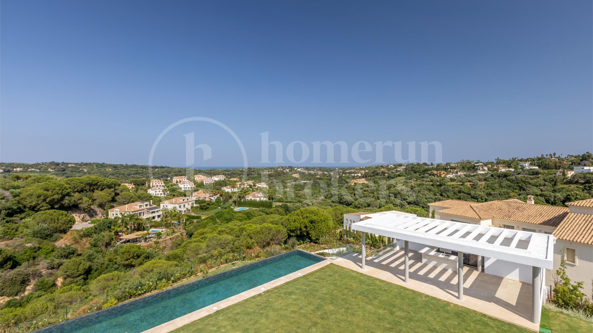 Villa Kivir - Exceptional 8-Bedroom Luxury Villa for Sale in Sotogrande Alto