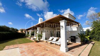 Villa G12 - Elegant Four Bedroom Villa in Sotogrande Alto