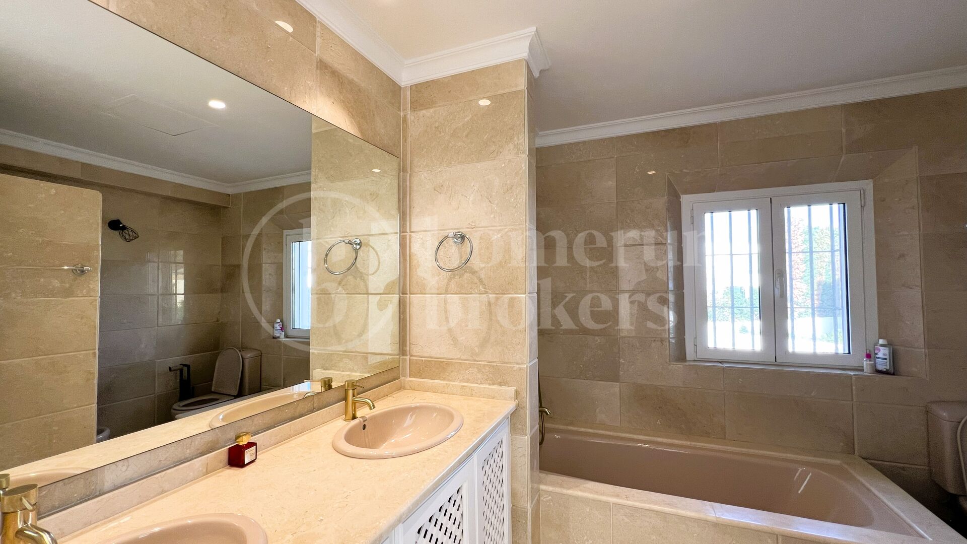 Villa G12 - Elegant Four Bedroom Villa in Sotogrande Alto