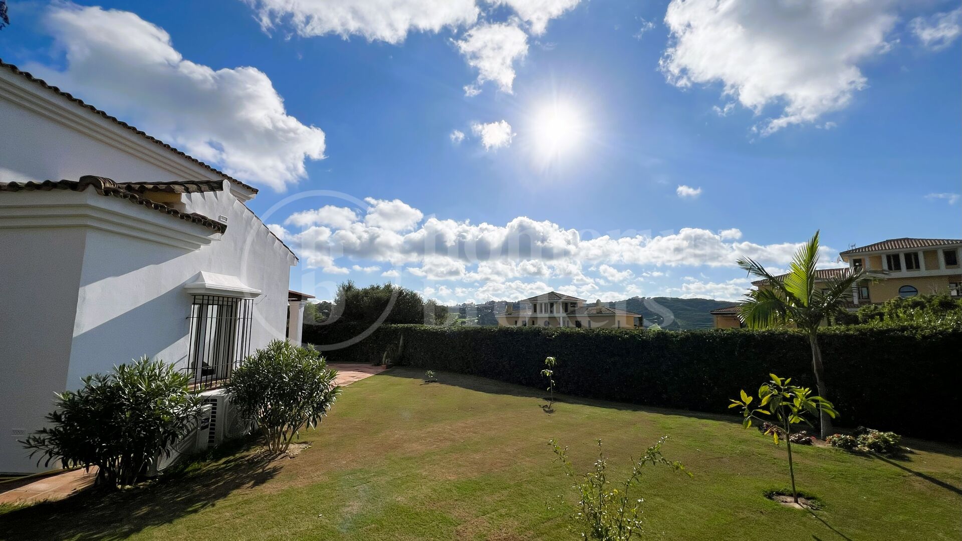 Villa G12 - Elegant Four Bedroom Villa in Sotogrande Alto