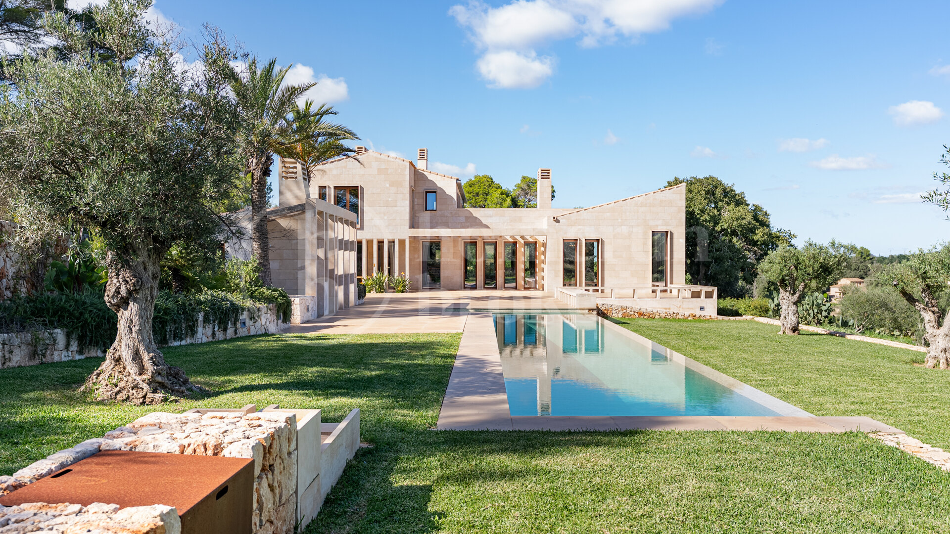 Villa for sale in Felanitx