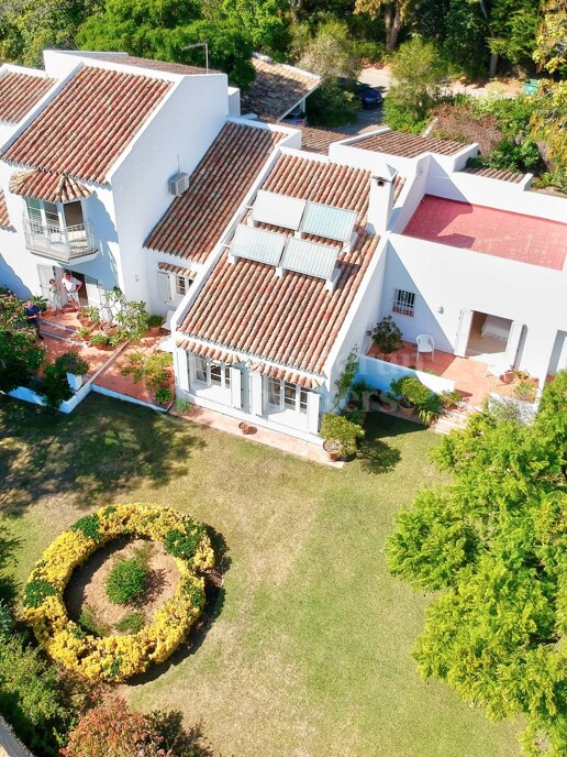 Villa Tranquila - Family Villa with Lake View in Sotogrande