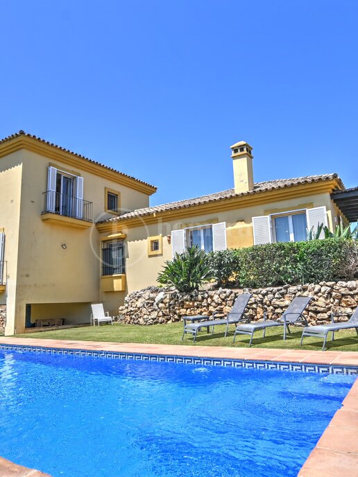 Villa Vista Lago - Family Home with Expansion Potential in Sotogrande