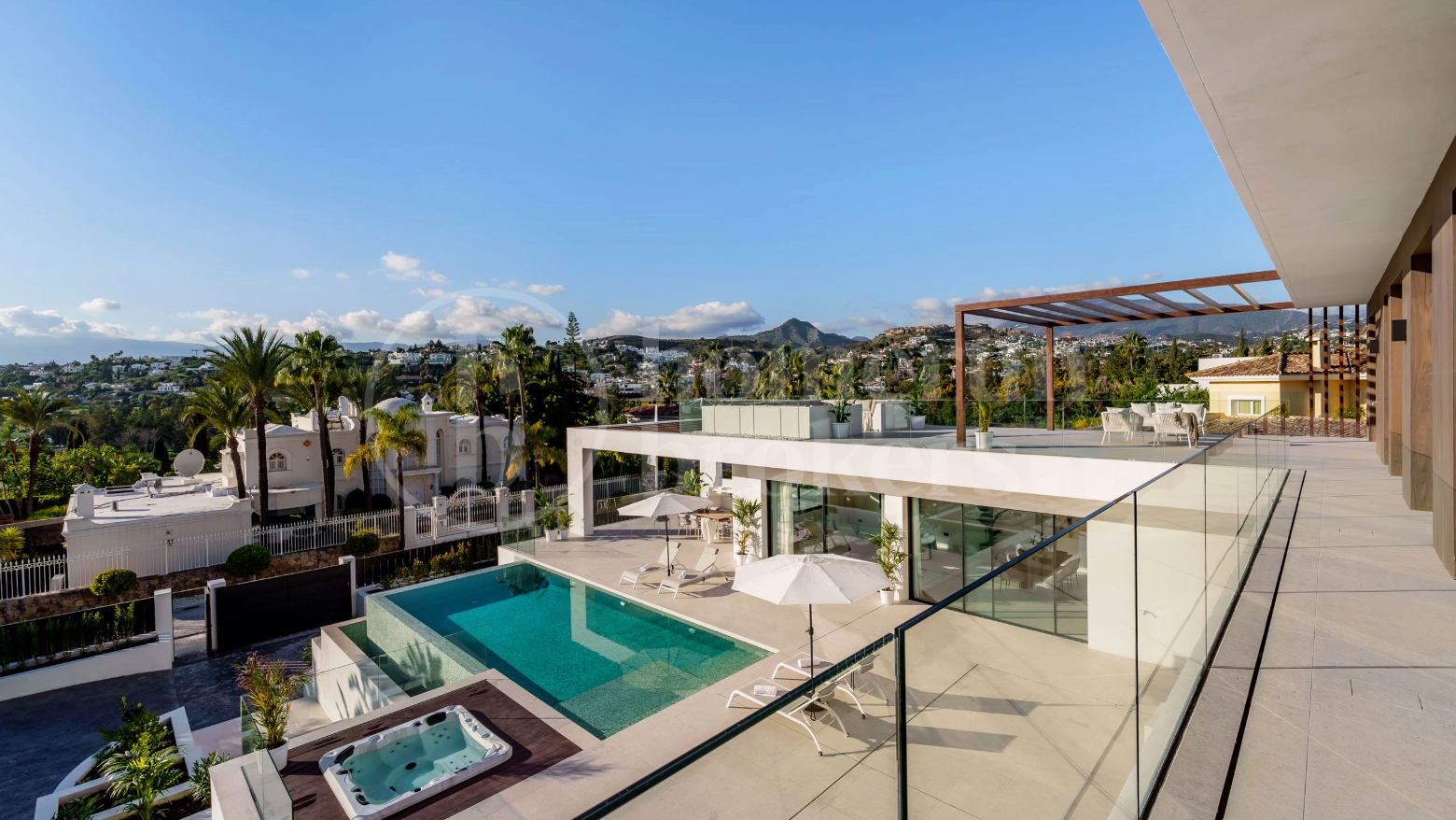 Villa Julia - Modern nybyggd lyx Villa