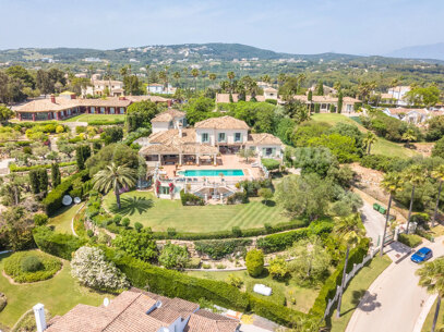 Villa Francesca - Rymlig 9 sovrum Villa med panoramautsikt i Sotogrande Alto