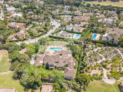 Villa Francesca - Rymlig 9 sovrum Villa med panoramautsikt i Sotogrande Alto