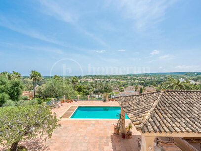 Villa Francesca - Rymlig 9 sovrum Villa med panoramautsikt i Sotogrande Alto