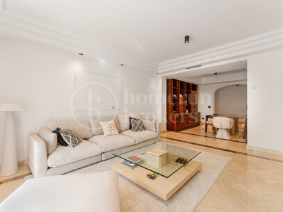 Apartament Montebello - Elegant Three-Bedroom Apartment for Sale in Marbella Golden Mile