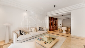 Apartament Montebello - Elegant Three-Bedroom Apartment for Sale in Marbella Golden Mile