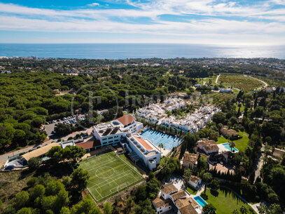 Apartament Montebello - Elegant Three-Bedroom Apartment for Sale in Marbella Golden Mile