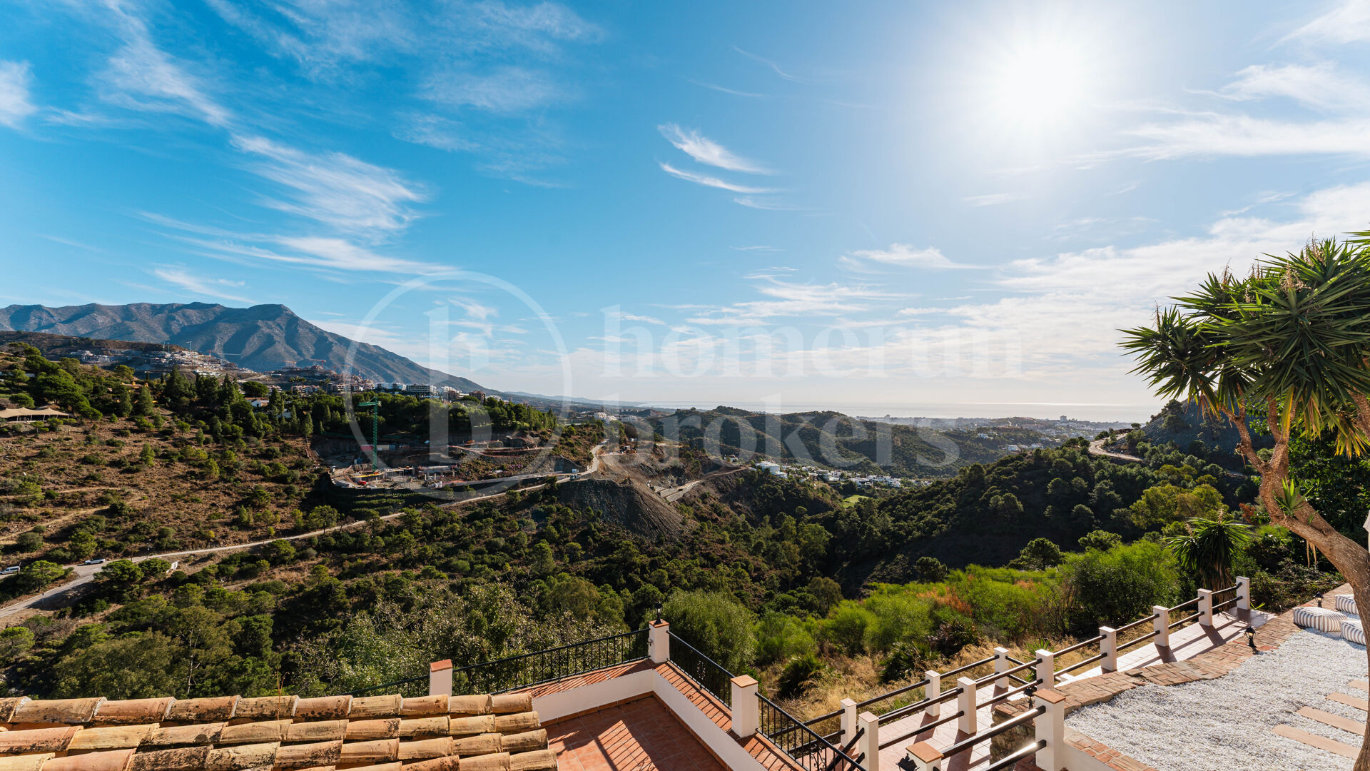 Villa Esencia - Investment and redevelopment Opportunity in El Madroñal