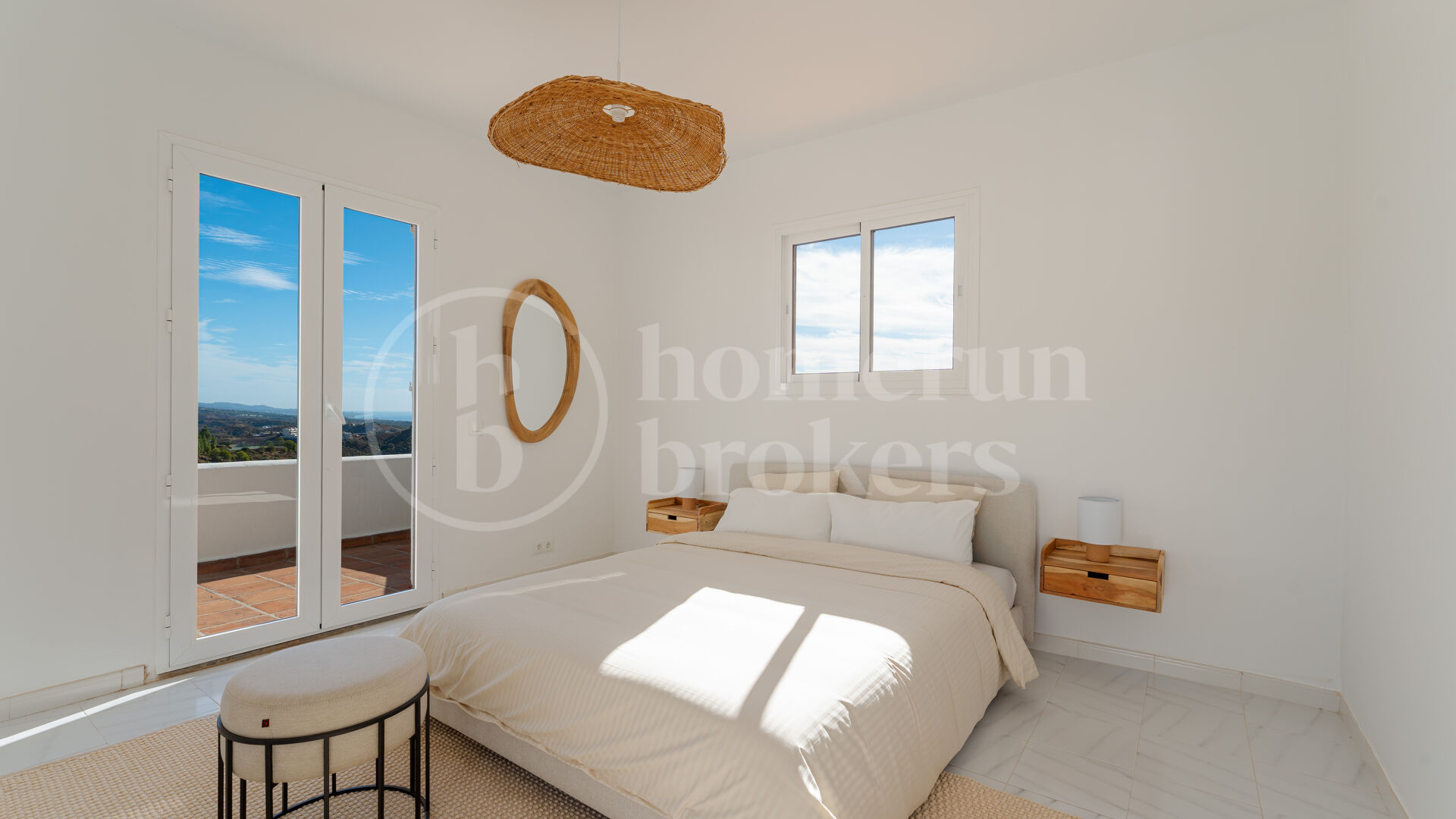 Villa Esencia - Investment and redevelopment Opportunity in El Madroñal