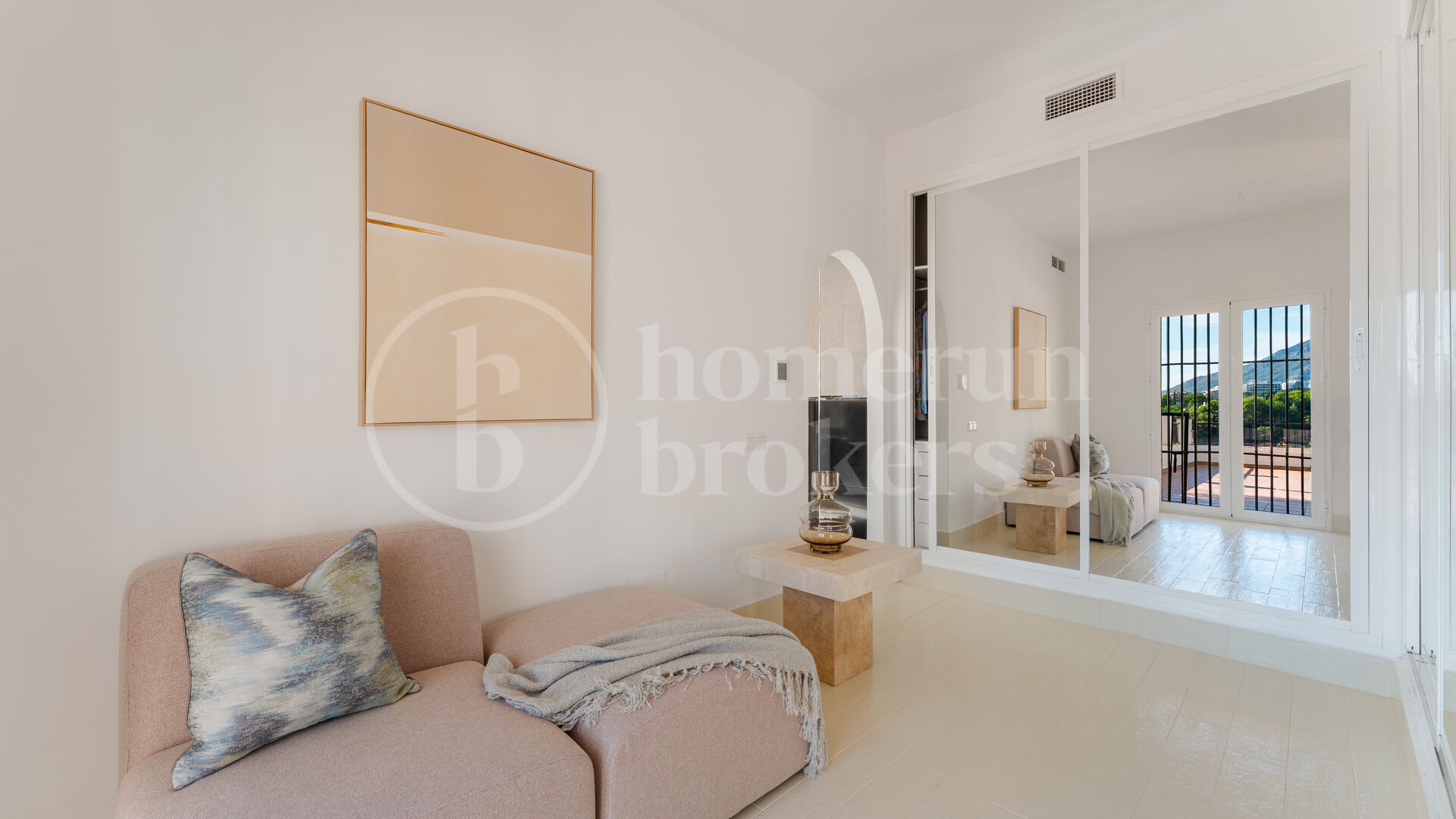 Villa Esencia - Investment and redevelopment Opportunity in El Madroñal