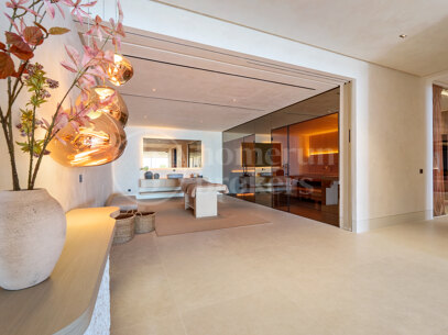 Casa Orquídea - Exceptionell modern bostad med panoramautsikt i El Herrojo Alto