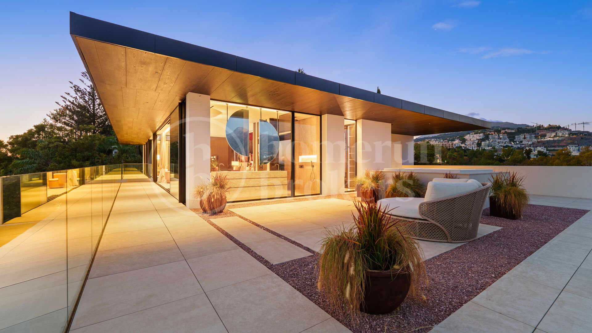 Casa Orquídea – Exceptional Modern Residence with Panoramic Views in El Herrojo Alto