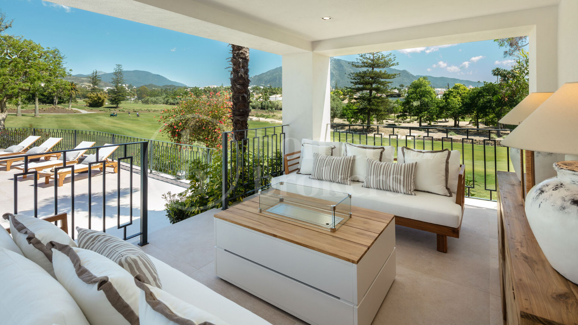 Villa Mercedes - Luxury Villa in Las Brisas Golf