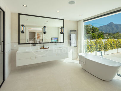 Villa Mercedes - Luxury Villa in Las Brisas Golf