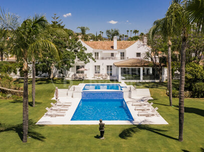 Villa Hermosa - Elegant 6 sovrum Villa till salu i La Cerquilla, Nueva Andalucía