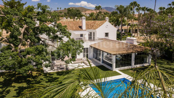 Villa Hermosa – Elegant 6-Bedroom Villa for Sale in La Cerquilla, Nueva Andalucía