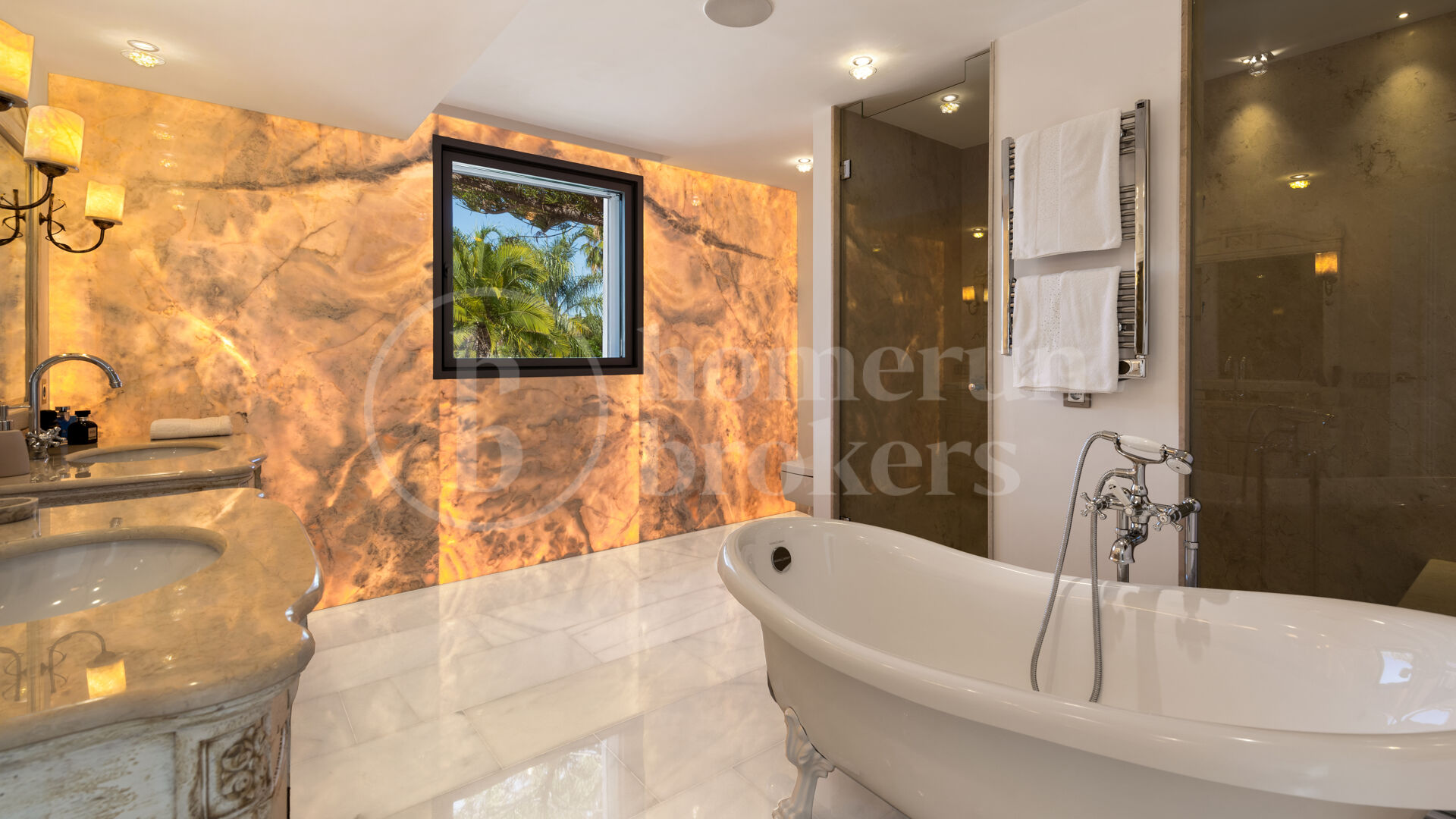 Villa Hermosa – Elegant 6-Bedroom Villa for Sale in La Cerquilla, Nueva Andalucía
