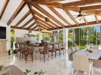 Villa Hermosa - Elegant 6 sovrum Villa till salu i La Cerquilla, Nueva Andalucía