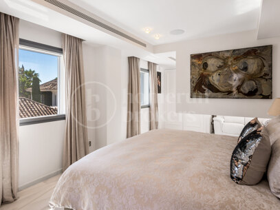 Villa Hermosa - Elegant 6 sovrum Villa till salu i La Cerquilla, Nueva Andalucía