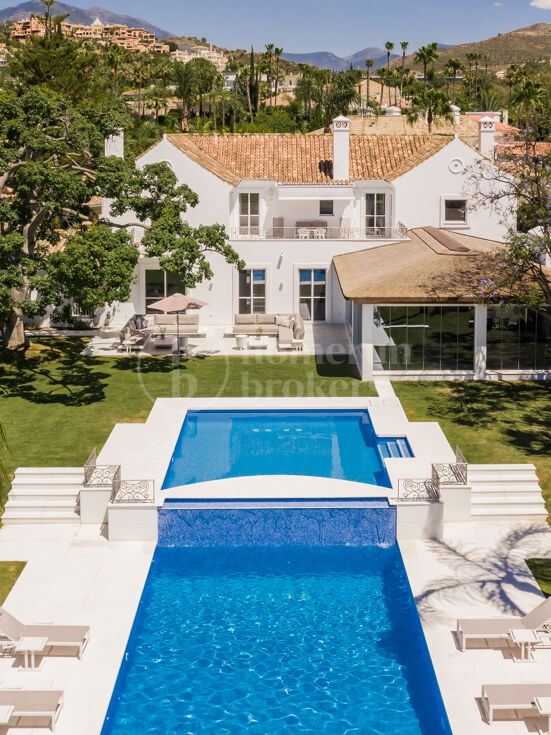 Villa Hermosa – Elegant 6-Bedroom Villa for Sale in La Cerquilla, Nueva Andalucía