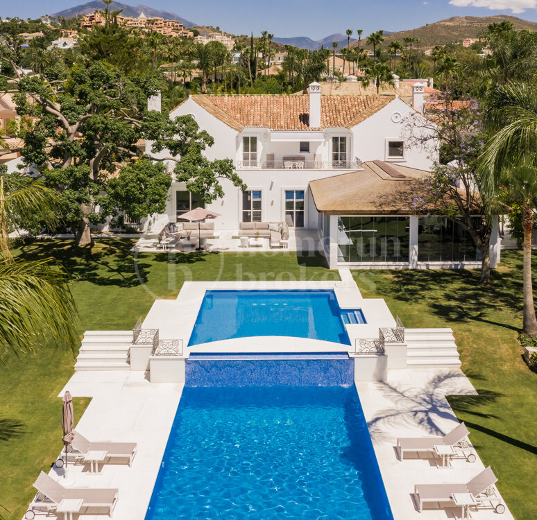 Villa Hermosa – Elegant 6-Bedroom Villa for Sale in La Cerquilla, Nueva Andalucía