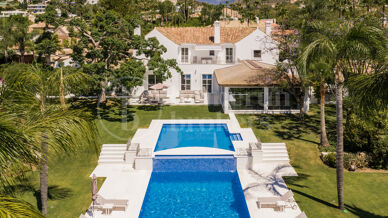 Villa Hermosa – Elegant 6-Bedroom Villa for Sale in La Cerquilla, Nueva Andalucía