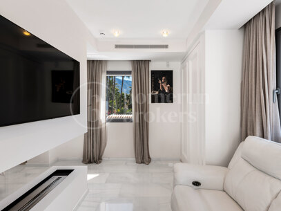 Villa Hermosa - Elegant 6 sovrum Villa till salu i La Cerquilla, Nueva Andalucía