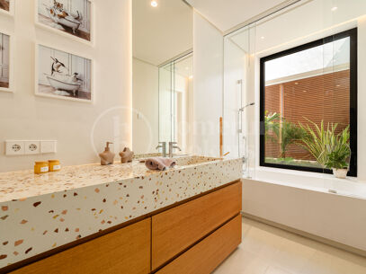 Guadalmina 720 – Contemporary six Bedroom Villa in Guadalmina Alta, Marbella