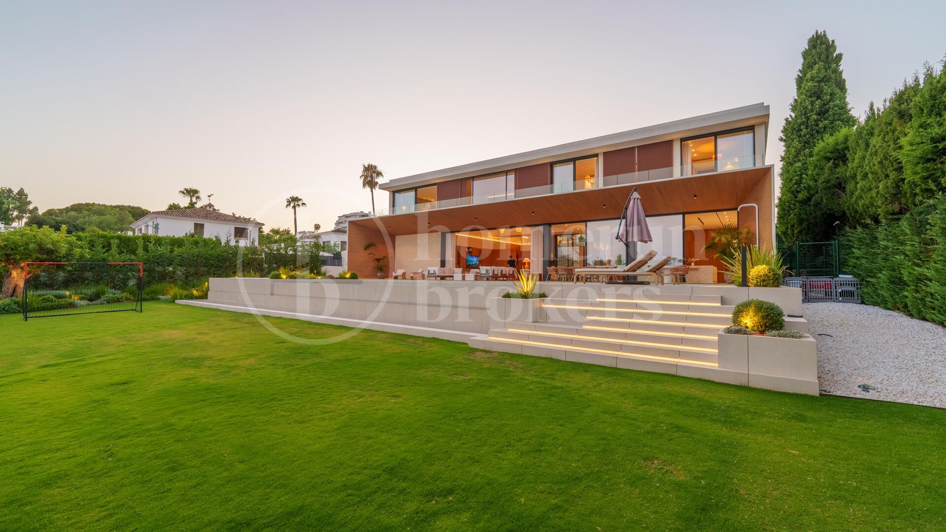 Guadalmina 720 – Contemporary six Bedroom Villa in Guadalmina Alta, Marbella