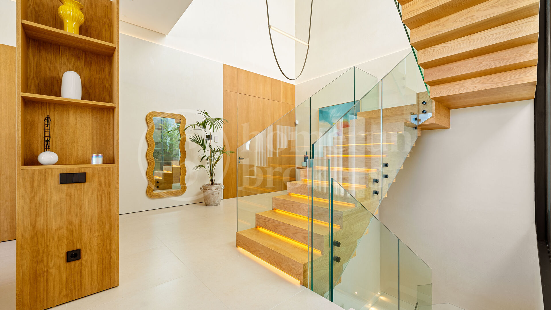 Guadalmina 720 – Contemporary six Bedroom Villa in Guadalmina Alta, Marbella