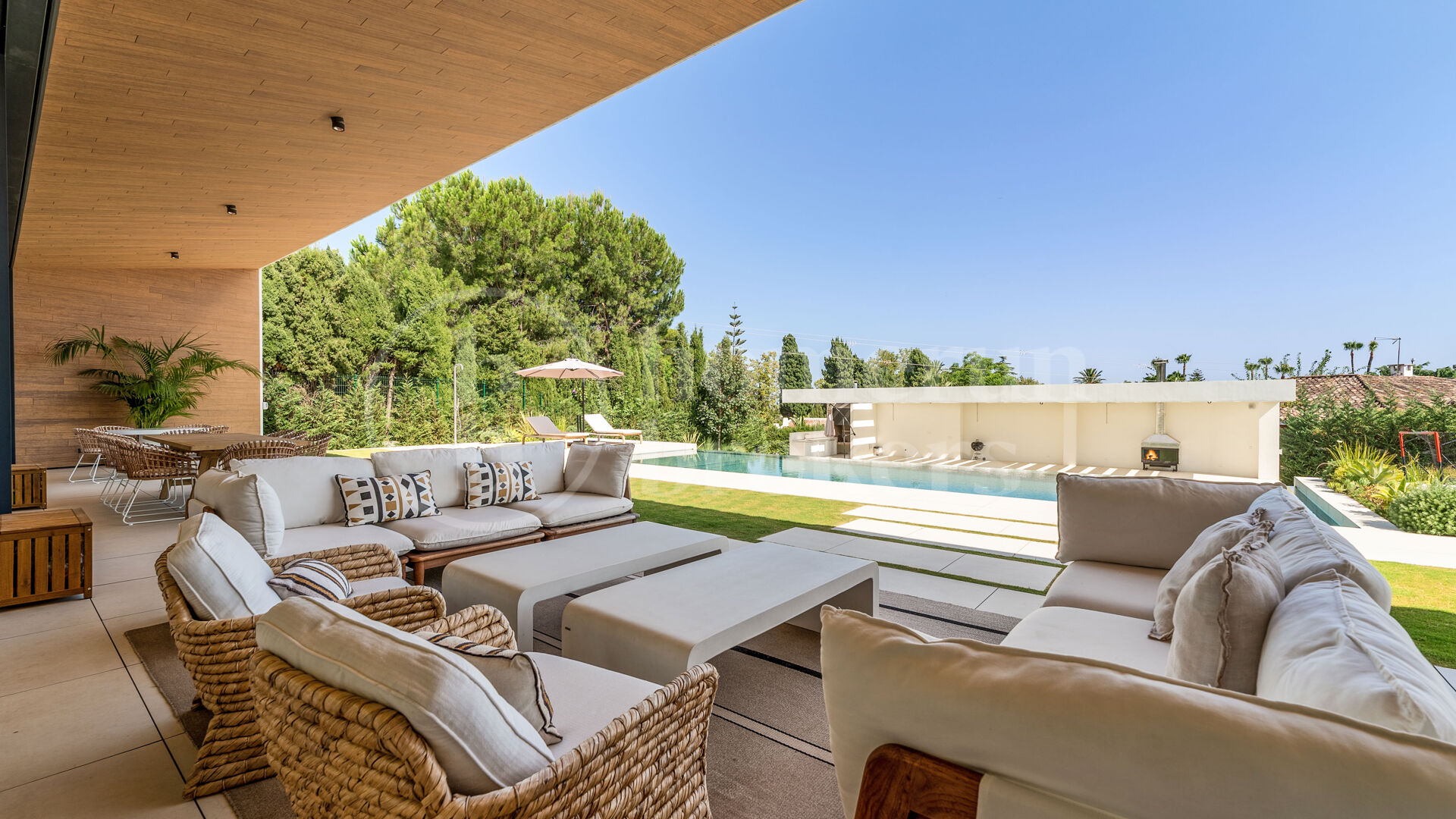 Guadalmina 720 – Contemporary six Bedroom Villa in Guadalmina Alta, Marbella