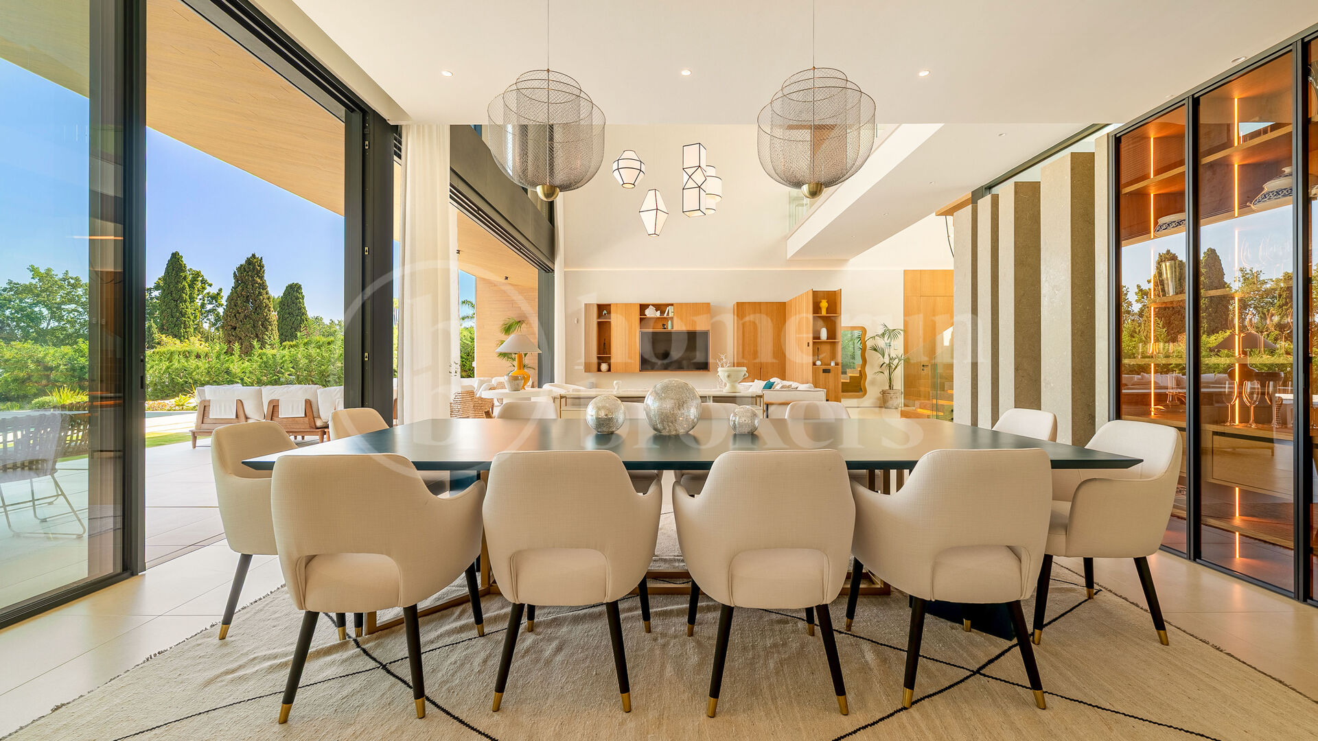 Guadalmina 720 – Contemporary six Bedroom Villa in Guadalmina Alta, Marbella