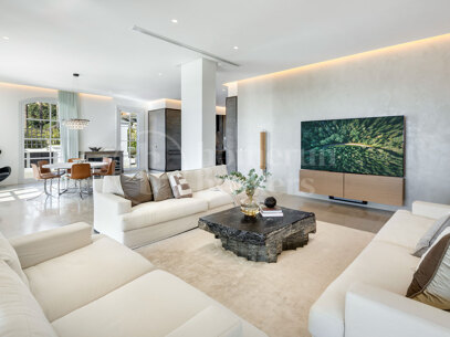Villa Marbella – Luxury Mansion with Panoramic Views