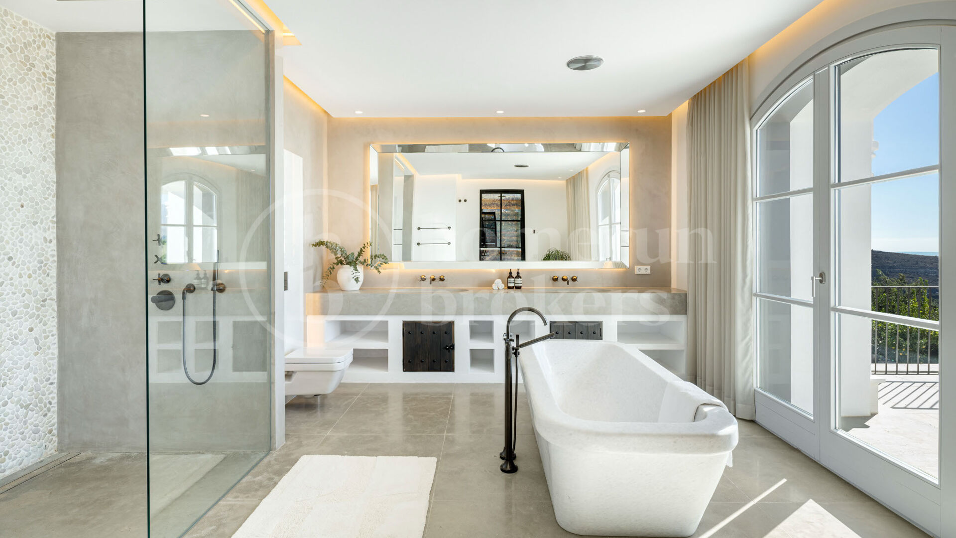Villa Marbella – Luxury Mansion with Panoramic Views