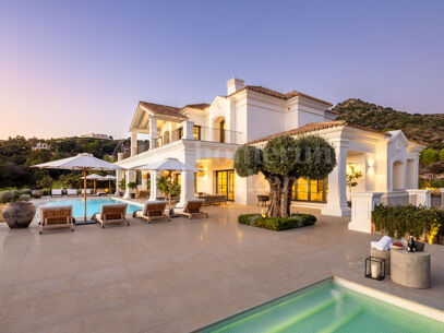 Villa Marbella – Luxury Mansion with Panoramic Views
