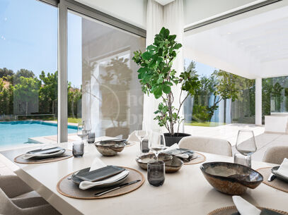 Villa Celia - Elegant modern villa i Marbellas nya gyllene Mile