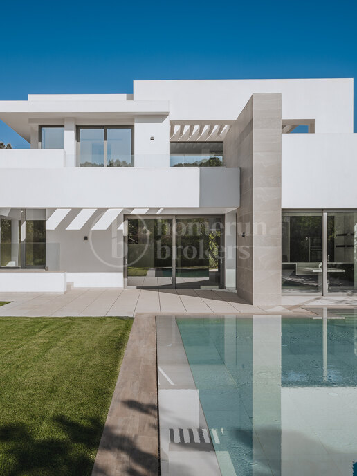 Villa Celia - Elegant modern villa i Marbellas nya gyllene Mile